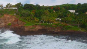 XANADU, La Joya surf house
